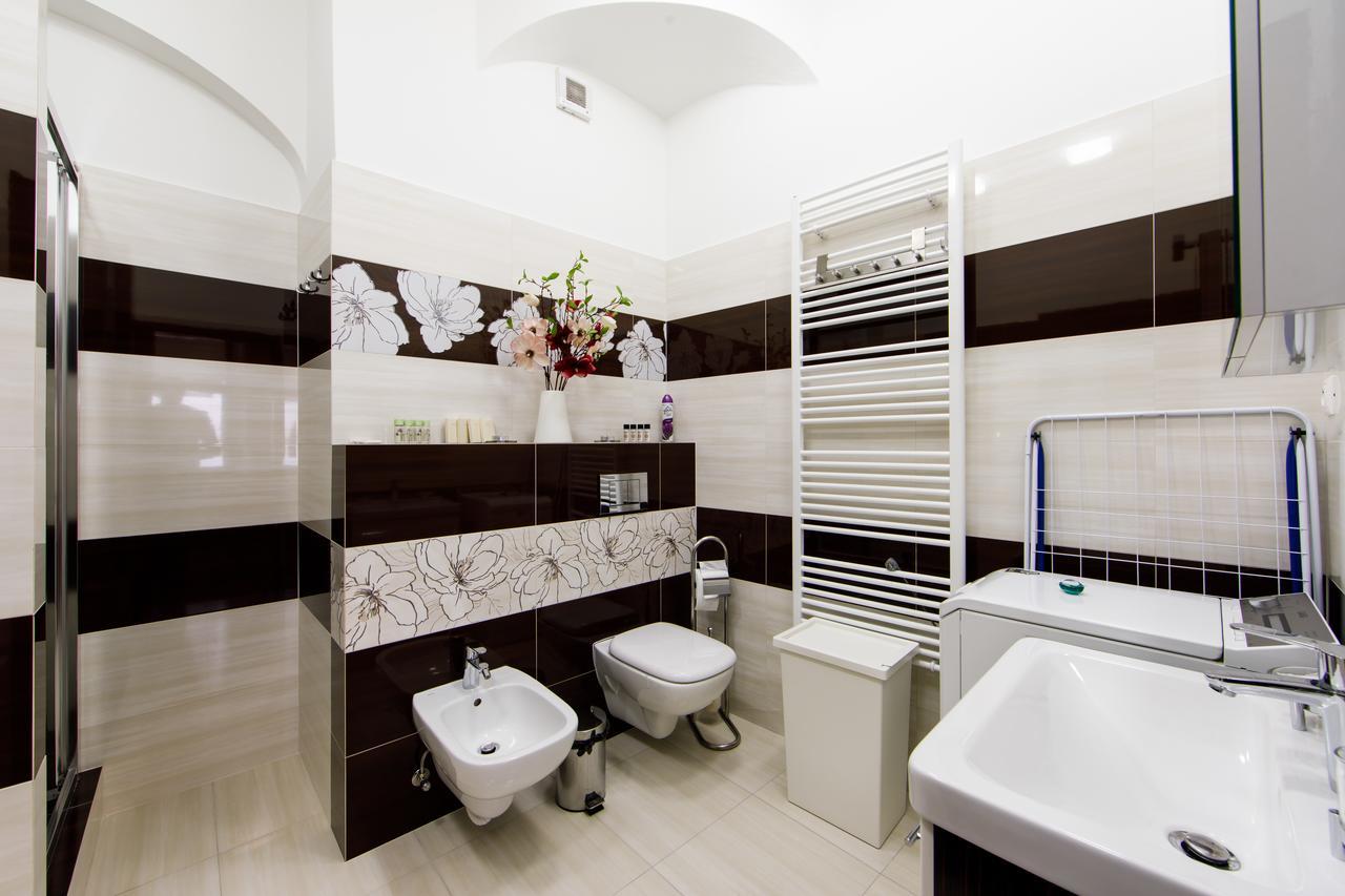Aplend City Apartments Na Vrsku บราติสลาวา ภายนอก รูปภาพ