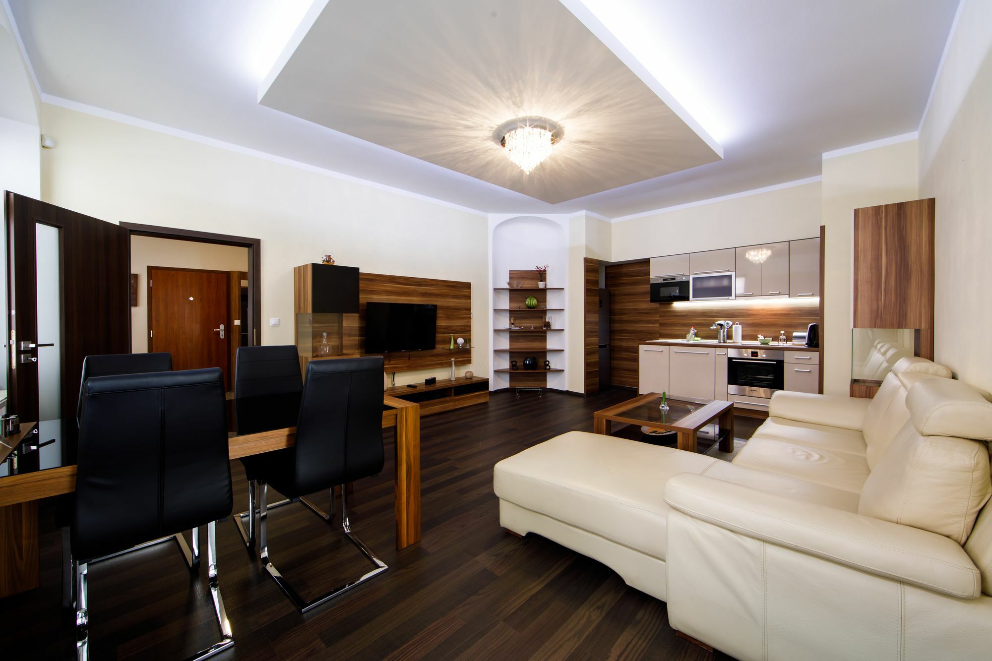 Aplend City Apartments Na Vrsku บราติสลาวา ภายนอก รูปภาพ