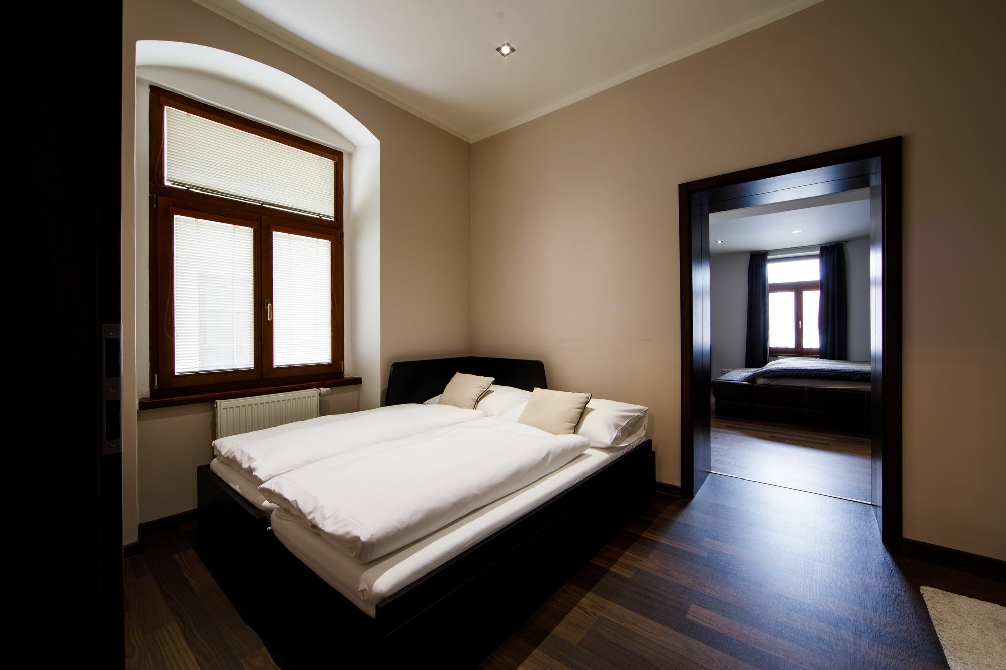 Aplend City Apartments Na Vrsku บราติสลาวา ภายนอก รูปภาพ